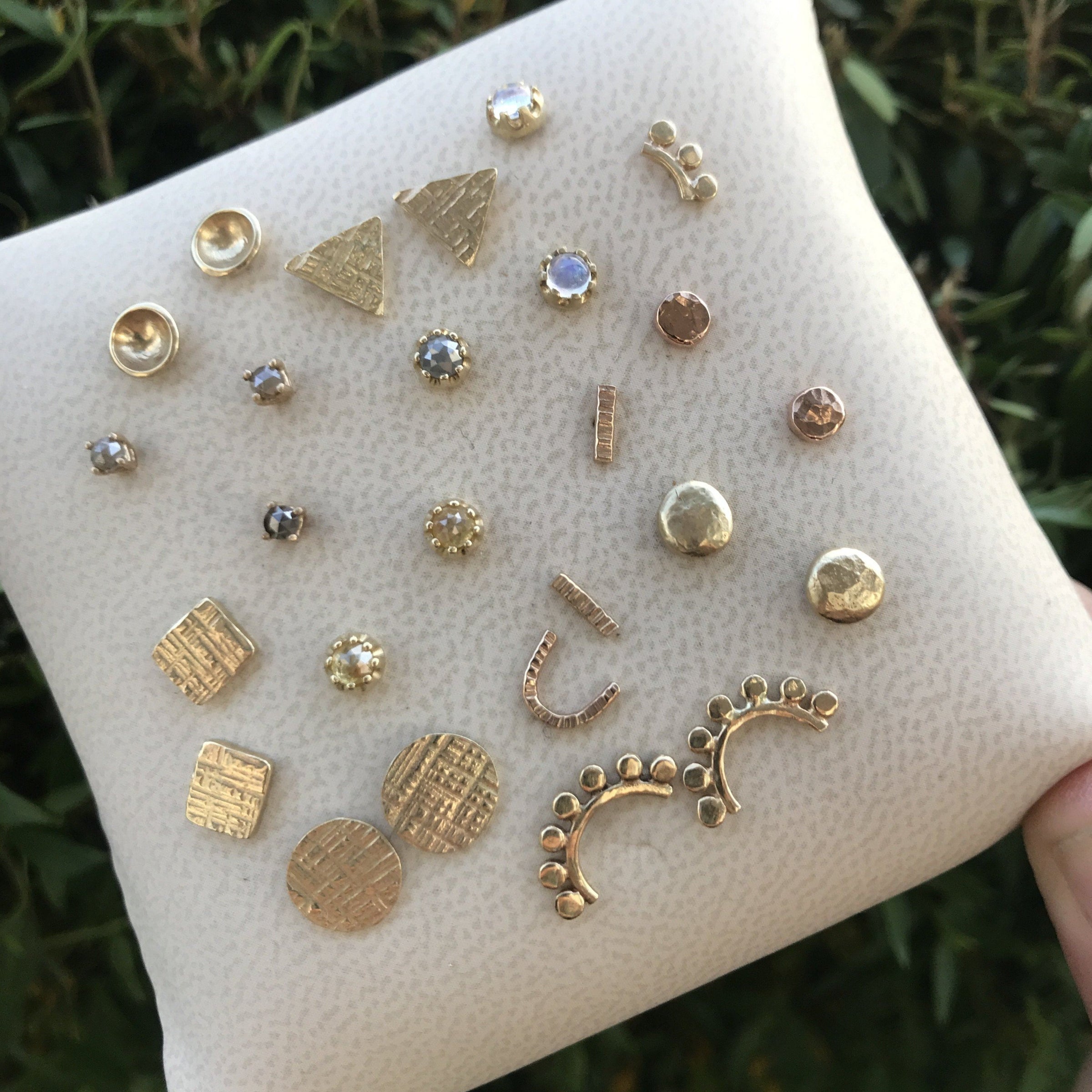 14k yellow gold sunrise stud earrings // 3 rays earrings Amanda K Lockrow