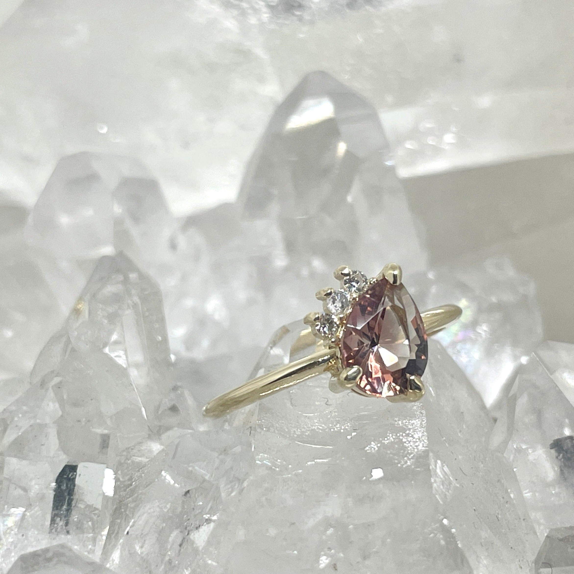 Oregon Sunstone and Diamond Ring - 14k gold | Size 6 | Aislinn Collection ring Amanda K Lockrow